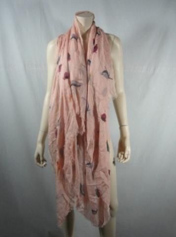 US OF TARA TARA GREGSON TONI COLLETTE SCREEN WORN MARC JACOBS SCARF EP 