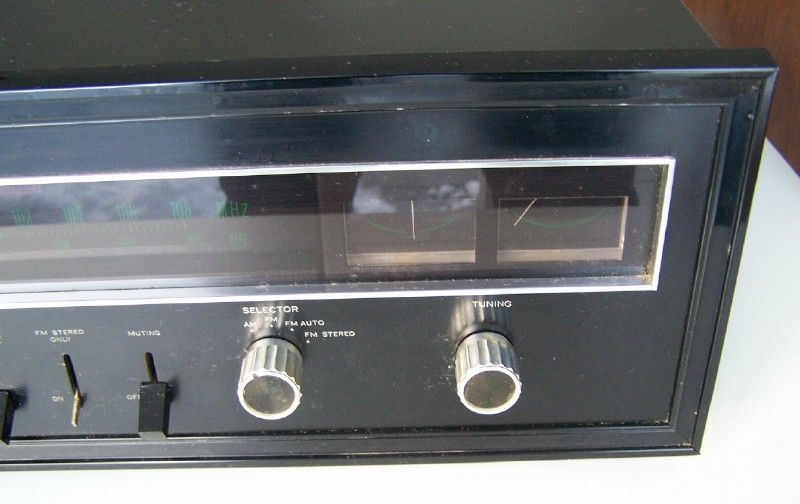 Sansui TU 999 tuner   nice shape, works well (classic AU 999 companion 