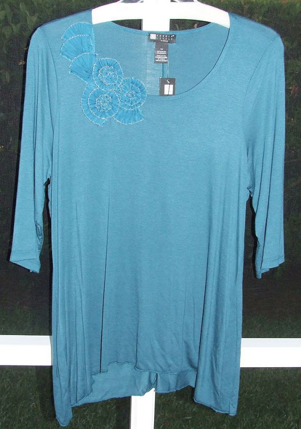   BLUE 3 D FLOWER ACCENT RAYON SPANDEX BLOUSE TOP SHIRT 1X NEW  