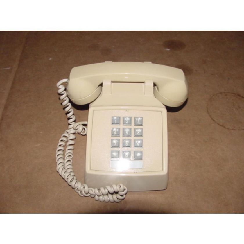 ITT 250044MBA 20M PUSH BUTTON TELEPHONE 143871  