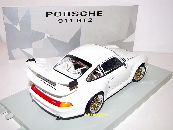 Porsche 911 993 GT2 EVO St WHITE 1/18 UT 27830 megaRARE  