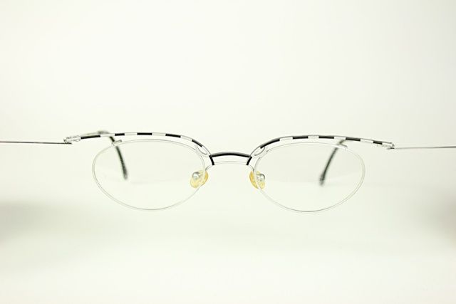 Beautiful stainless steel eyeglasses frame by PASS A8  