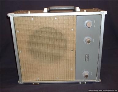 VINTAGE AMPEX 2010 TUBE AMP SPEAKER, VERY NICE & WORKS  