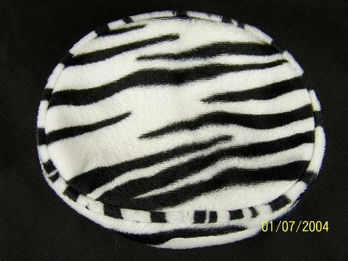 COMECO BLACK WHITE STRIPE ANIMAL PRINT ZEBRA HANDBAG  