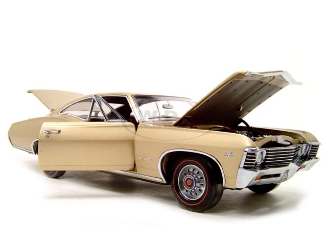 1967 CHEVROLET IMPALA SS ERTL AUTHENTICS 118 DIECAST  