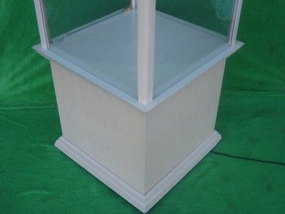 RETAIL LIGHTED GLASS FLOOR CABINET TOWER DISPLAY CASE  