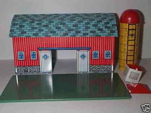 OHIO ART 1960s MINIATURE TIN LITHO FARM BARN & SILO  