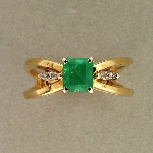 1970s X DESIGN SQUARE EMERALD MARQUISE DIAMOND 14K YELLOW GOLD RING 