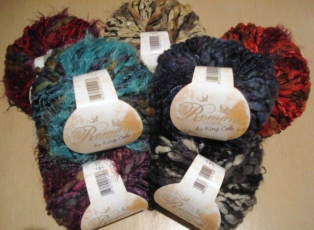 KING COLE ROMANO CHUNKY YARN AND FREE SCARF PATTERN 50G  