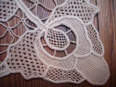 Antique vintage 8 handmade guipure lace table mat set & runner  