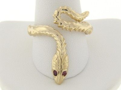 VINTAGE 14K GOLD LADY SNAKE RING WITH GENUINE RUBY EYES  