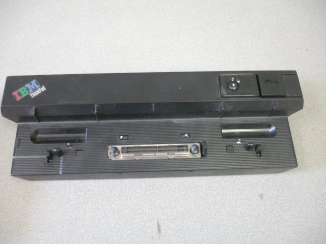 IBM Thinkpad Docking Station P/N 02K8668  