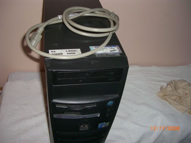 COMPAQ EVO D310 1.8 DESKTOP COMPUTER LOOK 256MB 20GB  