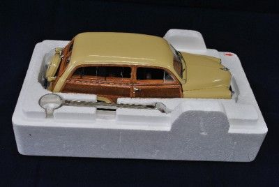   Station Wagon Woody Collectible Danbury Mint 124 Scale NEW IN BOX