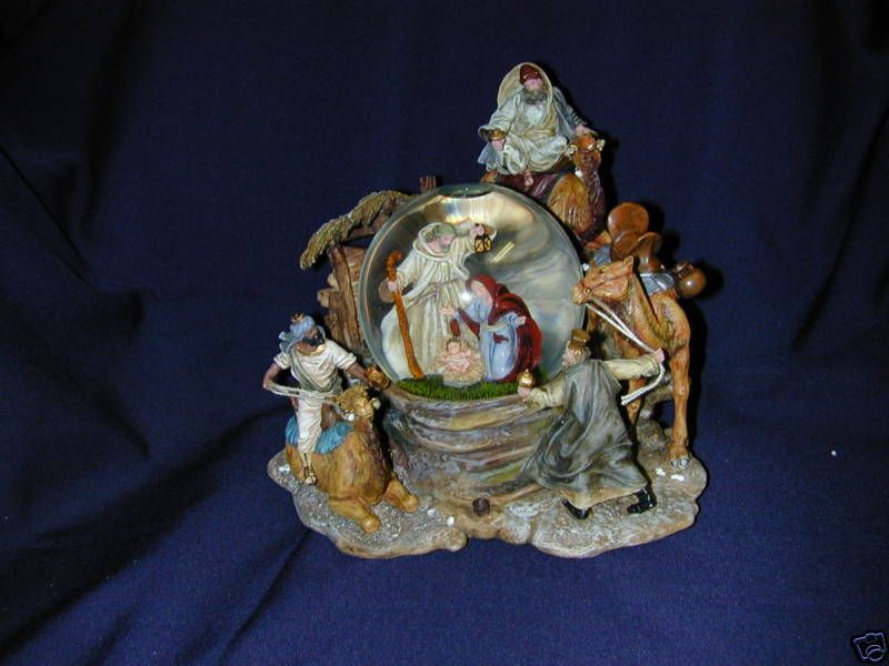 CHRISTMAS 7 INCH MUSICAL NATIVITY WATERGLOBE NEW  