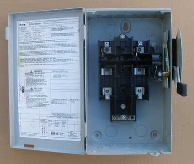 CH DG221NGB Fusible Safety Switch 30A 240V Nema 1  