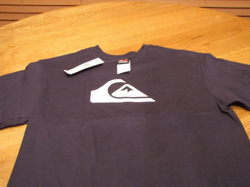 Boys Quiksilver M mountain wave BTO navy T shirt NEW  