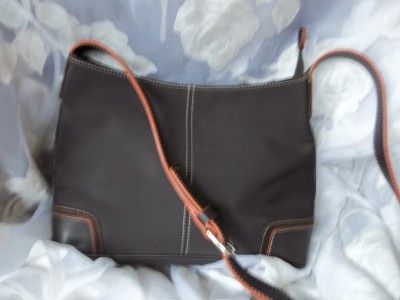 Beautiful NWOT Gloria Vanderbilt Brown Organizational Shoulder Bag 