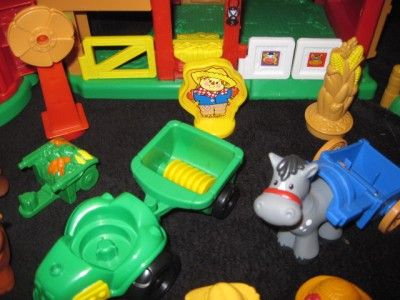 FISHER PRICE LITTLE PEOPLE FARM EXRTA BUILDINGS LOADED HUGE XMAS TOY 