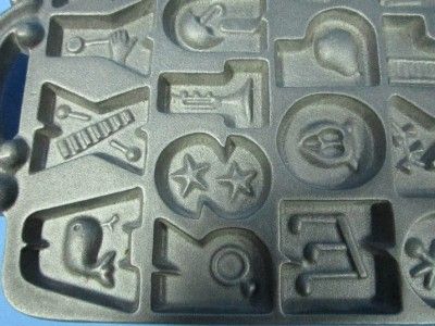   JOHN WRIGHT CAST IRON ALPHABET COOKIE MOLD ABCS BAKING PAN  