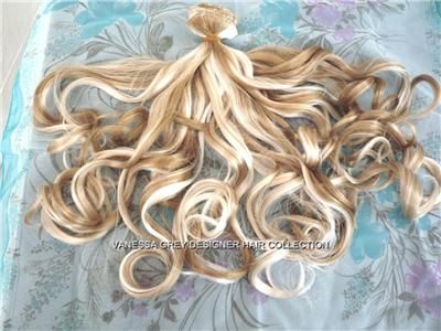 HAIR EXTENSIONS WAVY ESSEX BLONDE PLATINUM STREAKS 22in  