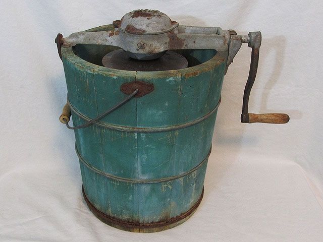 Vintage Ice Cream Maker   White Mountain Freezer 1923   Great Antique 