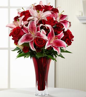 The FTD Lasting Romance Bouquet 12 V1 Valentines Day   Flower 