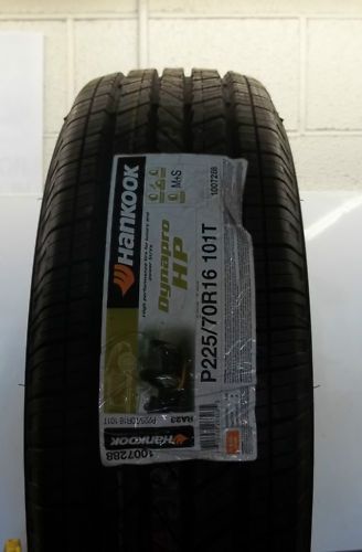 HANKOOK P225/70R16 101T DYNAPRO HP RA23 BW Tire 2257016  