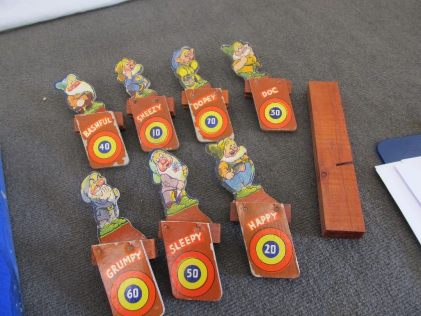   White and the Seven Dwarfs Target Game 1938 Vintage Board Toy  